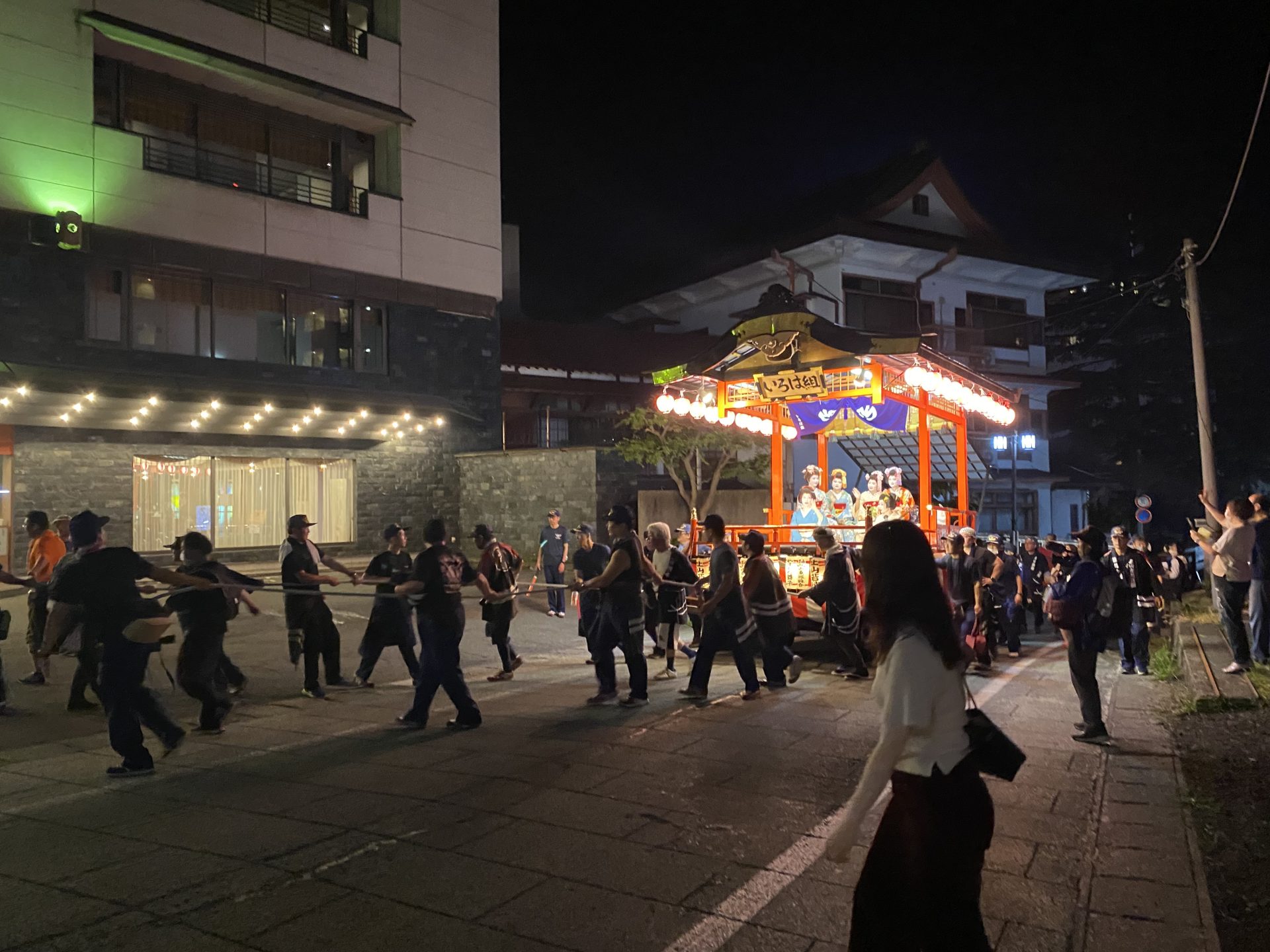 上山秋祭り〈上山三社みこし行列、ふるさと秋祭り「踊り山車」〉