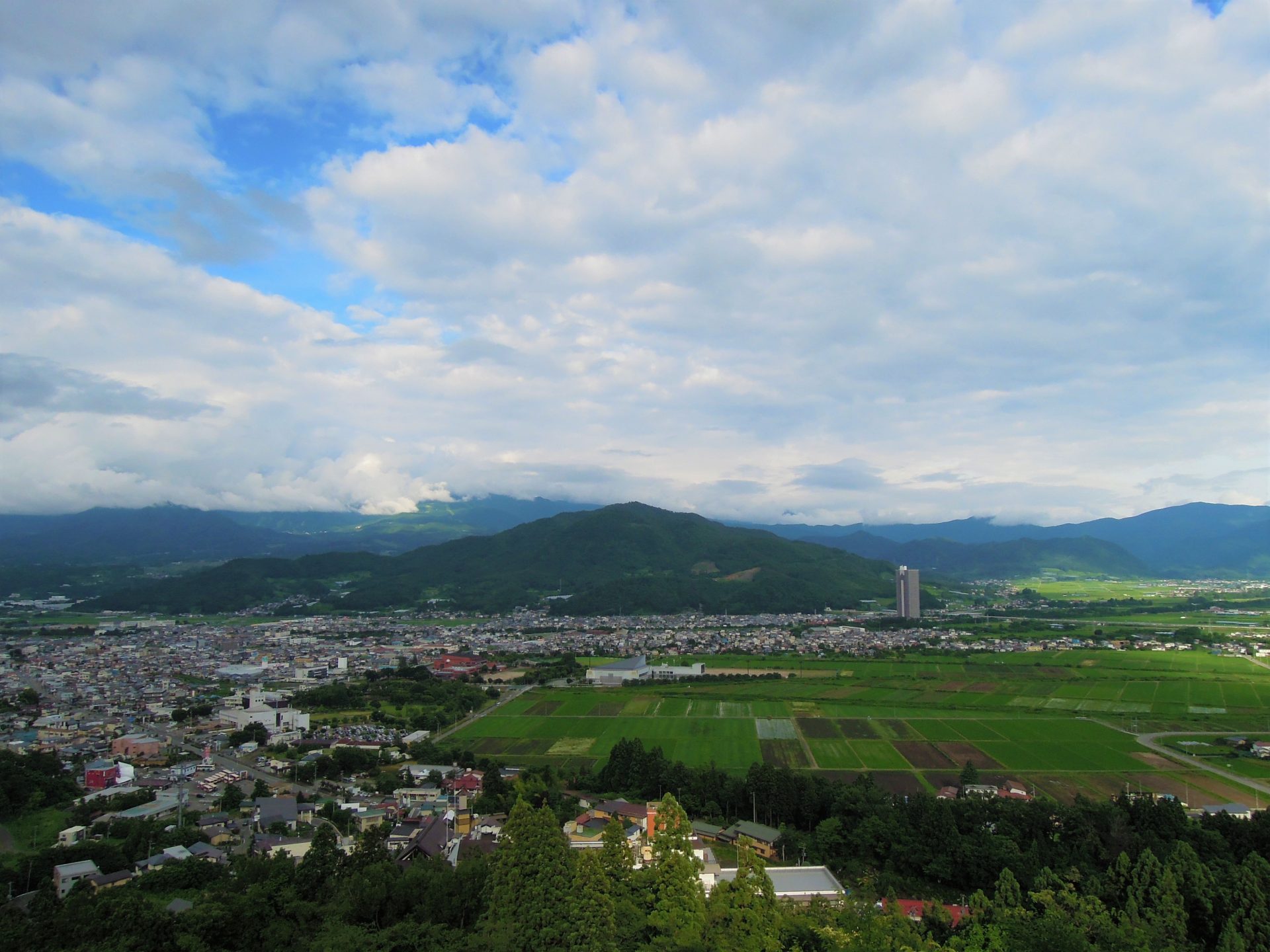 山形新幹線 E8系は8月1日（金）より単独運転が順次再開されます