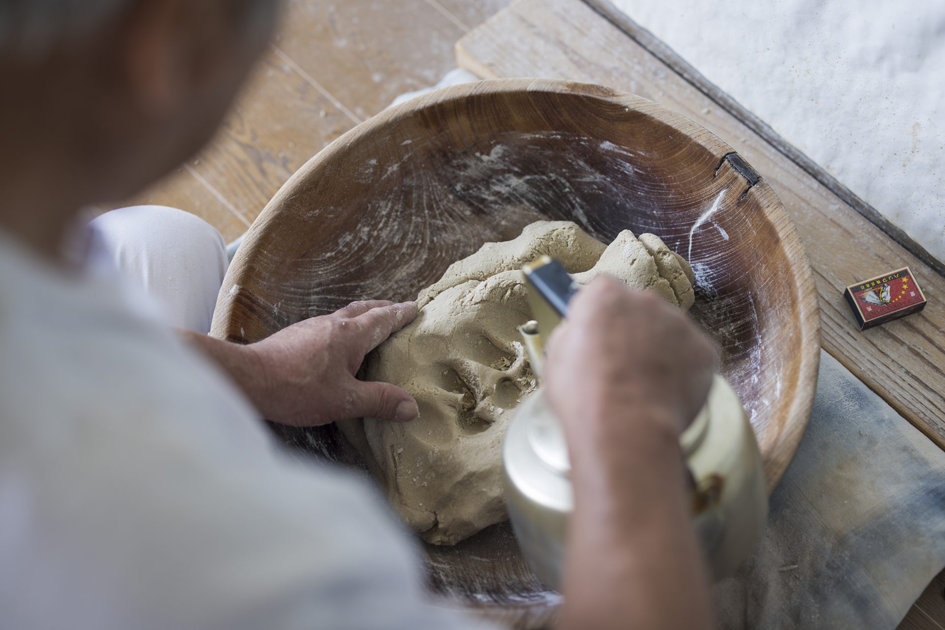 人気そば屋三代目の苦悩