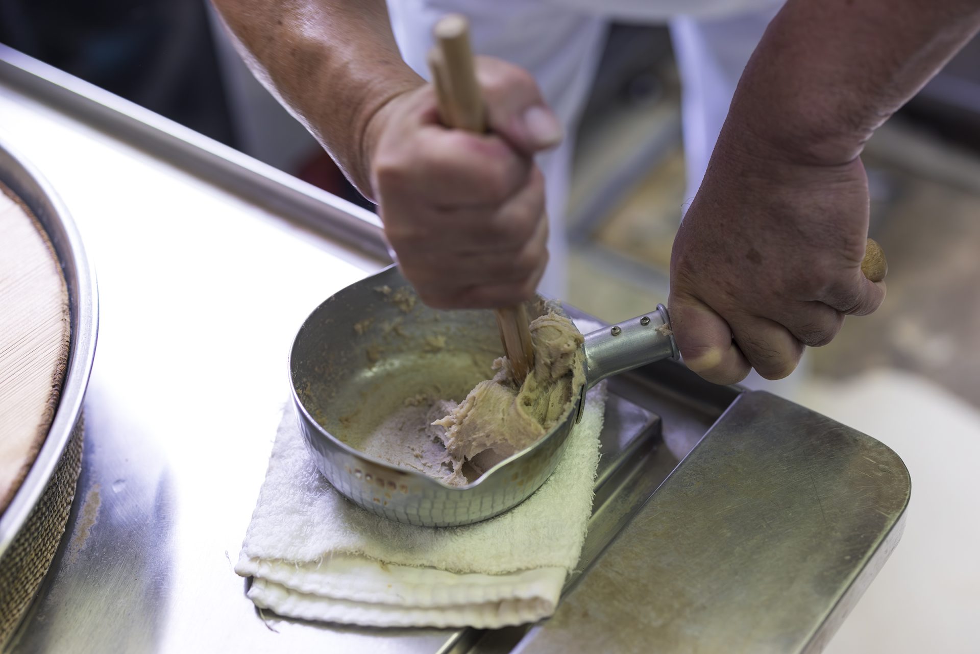 人気そば屋三代目の苦悩