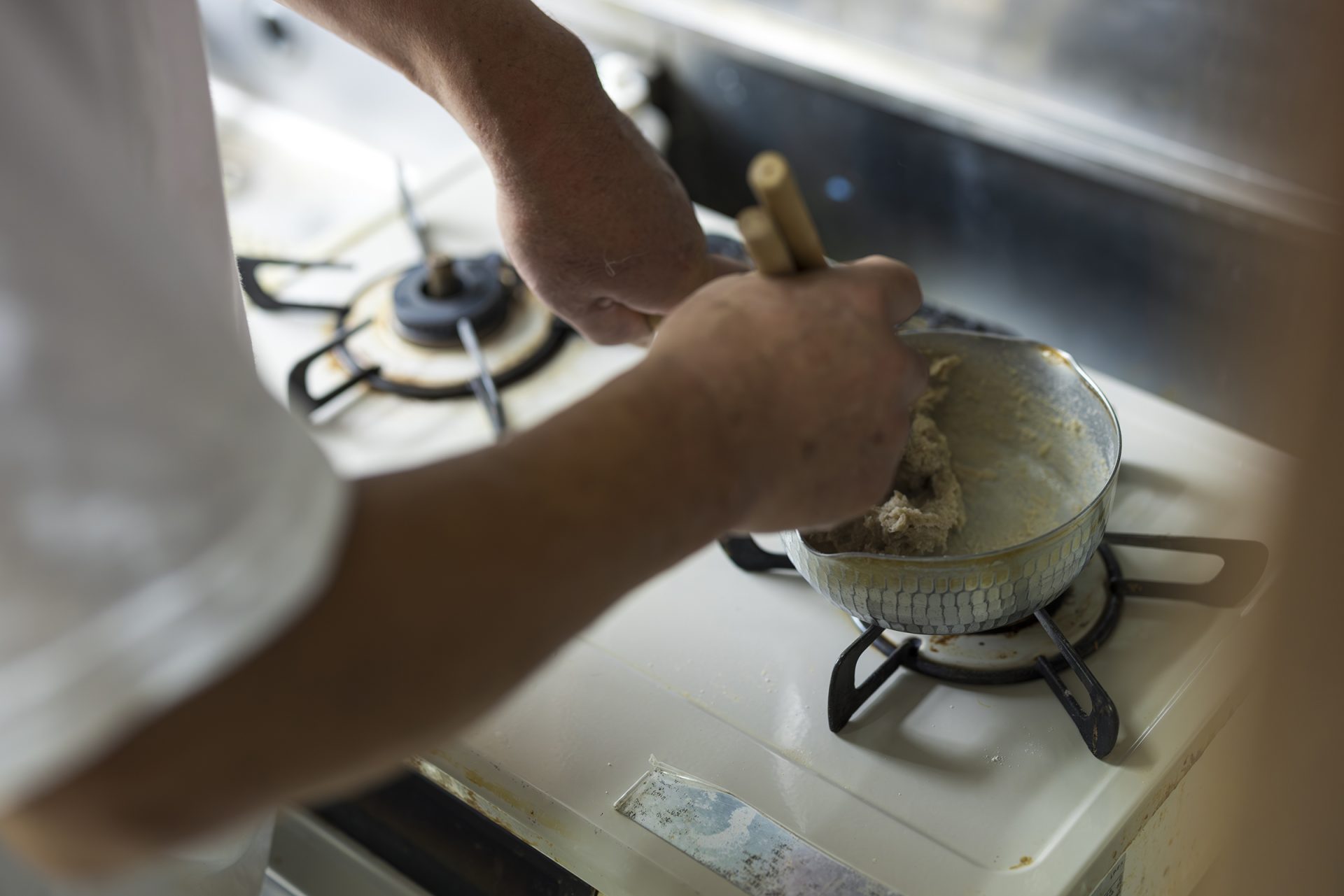 人気そば屋三代目の苦悩